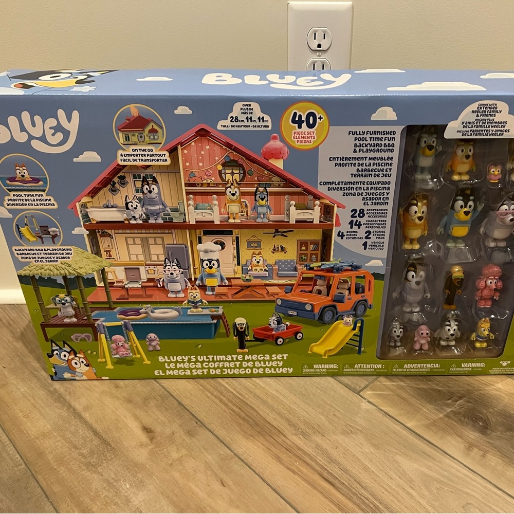 Bluey Ultimate Mega Set Brand New